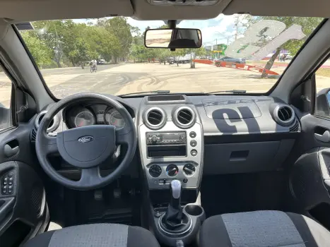 FIESTA 1.6 MPI Class Sedan 8V