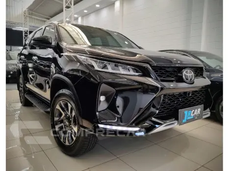 HILUX SW4 2.8 D-4D TURBO DIESEL DIAMOND 7L 4X4 AUTOMÁTICO