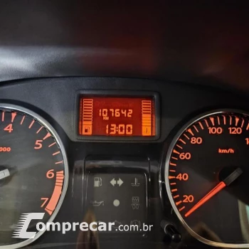 DUSTER 20 D 4X2