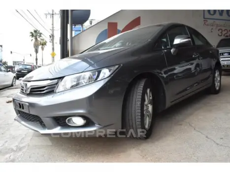 CIVIC - 1.8 EXS 16V 4P AUTOMÁTICO