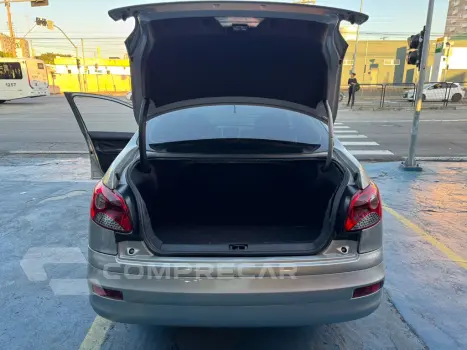 207 Sedan