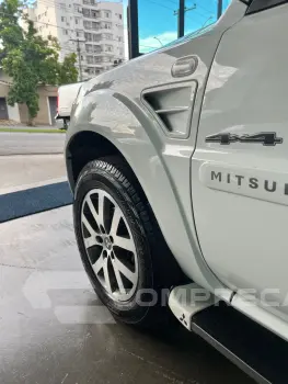 Pajero TR4 2.0/ 2.0 Flex 16V 4x4 Aut.