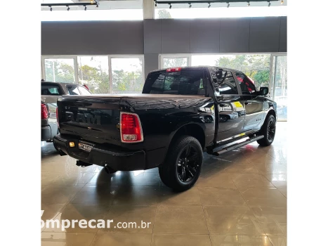CLASSIC 5.7 V8 GASOLINA LARAMIE NIGHT EDITION CD 4X4 AUTOMÁT