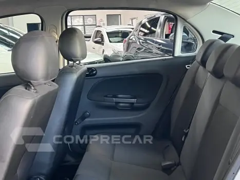 VOYAGE 1.0 12V MPI TOTALFLEX 4P MANUAL
