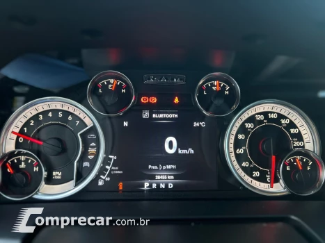Classic 5.7 V8 Gasolina Laramie Cd 4X4 Automático