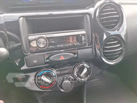 ETIOS 1.3 X 16V FLEX 4P MANUAL