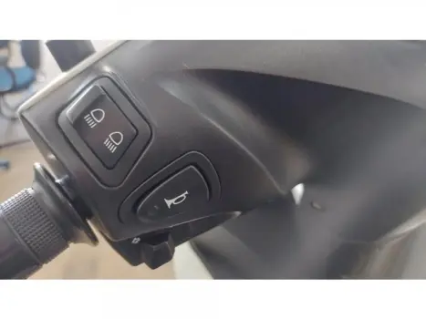 BIZ 110i - Street