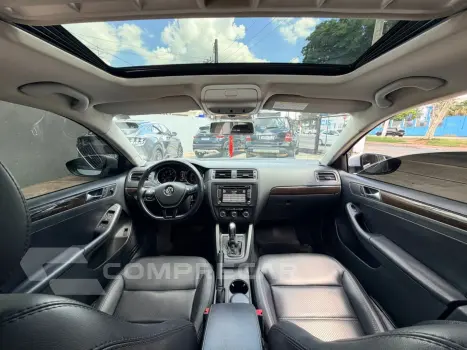 JETTA 2.0 COMFORTLINE FLEX 4P TIPTRONIC