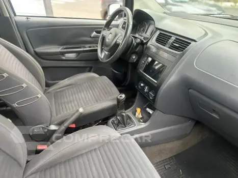 CROSSFOX 1.6 MI FLEX 8V 4P MANUAL