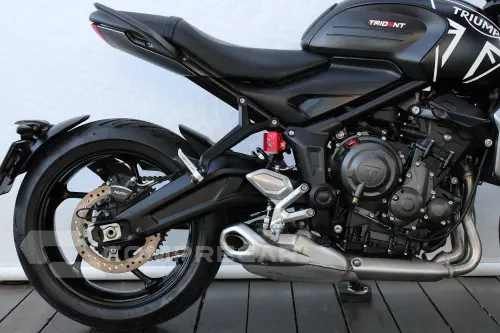 TRIUMPH TRIDENT 660