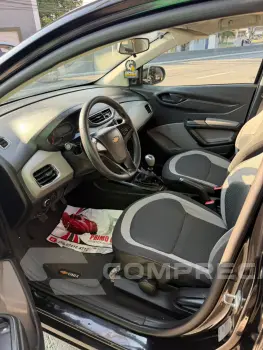 ONIX HATCH SELEÇÃO 1.0 8V Flex 5p Mec.