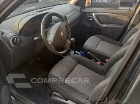 LOGAN - 1.6 EXPRESSION 16V 4P AUTOMÁTICO