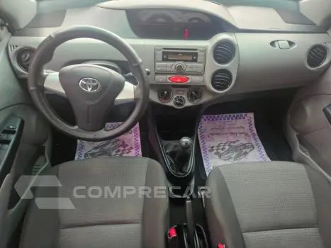 ETIOS HATCH - 1.3 XS 16V 4P MANUAL