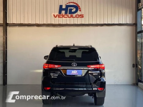 HILUX SWSRXA4FD