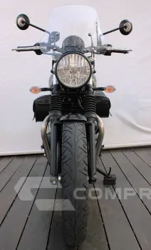 TRIUMPH STREET TWIN