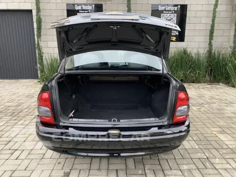 CLASSIC 1.0 MPFI LIFE 8V FLEX 4P MANUAL