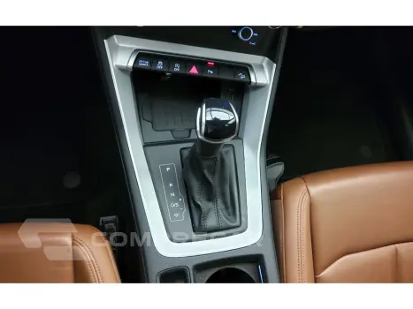 Q3 2.0 40 TFSI GASOLINA SPORTBACK PERFORMANCE QUATTRO TIPTRO