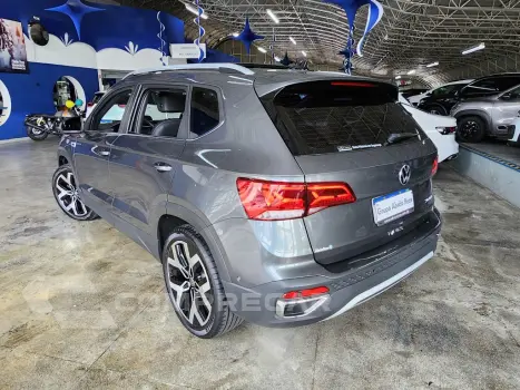 TAOS 1.4 250 TSI TOTAL FLEX HIGHLINE AUTOMÁTICO