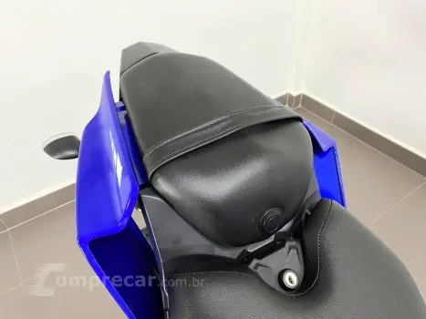 YAMAHA YZF R15 ABS