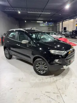 FORD ECOSPORT 2.0 Freestyle 4WD 16V 4 portas