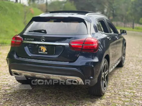 GLA-250 Sport 2.0 TB 16V 4x2  211cv Aut.