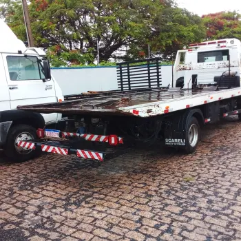 11.180 DRC 4X2 COM PLATAFORMA