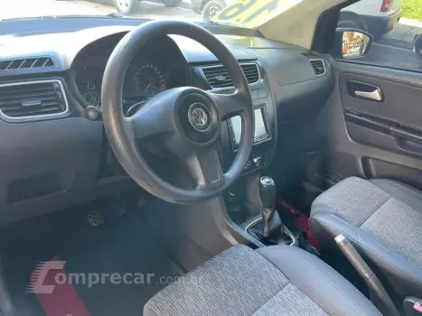 FOX - 1.6 MI 8V 4P MANUAL