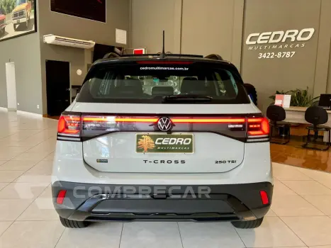 T-Cross 1.4 4P 250 TSI FLEX HIGHLINE AUTOMÁTICO