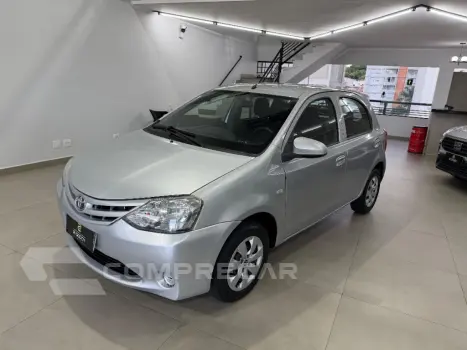 Toyota ETIOS X 1.3 Flex 16V 5p Mec. 4 portas