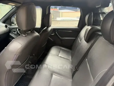 DUSTER OROCH Dyna. 2.0 Flex 16V Aut.
