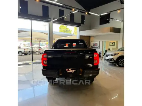 HILUX 2.8 D-4D TURBO DIESEL CD GR-S 4X4 AUTOMÁTICO