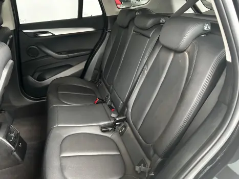 X1 SDRIVE 20i 2.0/2.0 TB Acti.Flex Aut.