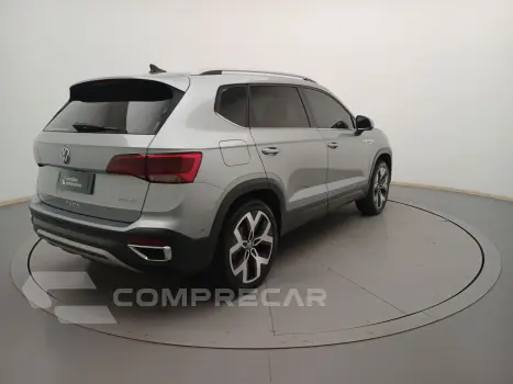 TAOS 1.4 250 TSI TOTAL FLEX HIGHLINE AUTOMÁTICO