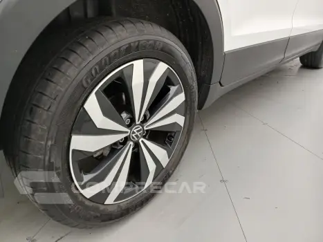 T-CROSS 1.0 200 TSI TOTAL FLEX AUTOMÁTICO