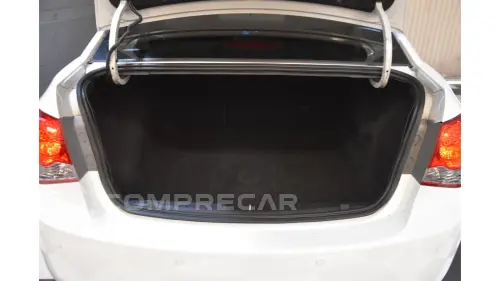 CRUZE SEDAN - 1.8 LT 16V 4P AUTOMÁTICO