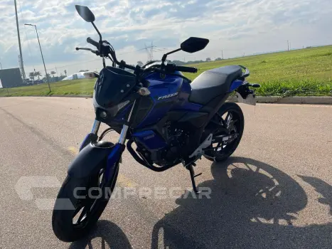 Yamaha FZ15 FAZER ABS