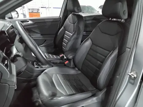 TAOS 1.4 250 TSI TOTAL FLEX COMFORTLINE AUTOMÁTICO