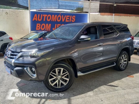 Toyota Hilux Sw4 2.8 Srx 4X4 7 Lugares 16V Turbo Intercooler Diesel 4 portas