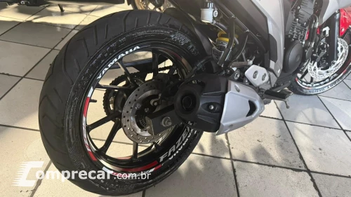 FZ25 ABS