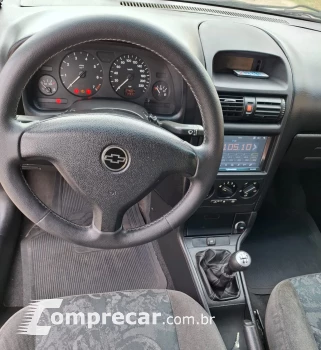 ASTRA 1.8 MPFI GL 8V