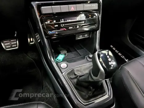 T CROSS HIGHLINE 250 TSI AUT