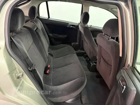 Astra Advantage 2.0 MPFI 8V FlexPower 5p