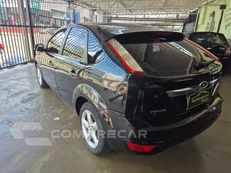 FORD FOCUS 2.0 HAT