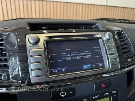 HILUX SW4 3.0 SRV 4X4 7 LUGARES 16V TURBO INTERCOOLER DIESEL