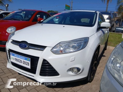 FORD FOCUS HATCH - 2.0 TITANIUM HATCH 16V 4P POWERSHIFT 4 portas
