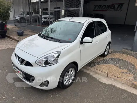 NISSAN MARCH SV 1.6 16V Flex Fuel 4 portas