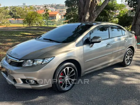 Honda CIVIC 1.8 LXL 16V 4 portas