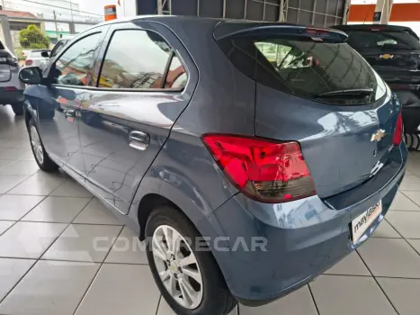 Onix Hatch 1.0 4P FLEX LT LOLLAPALOOZA