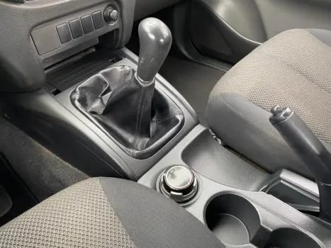 L200 TRITON 2.4 16V Turbo GLS CD 4X4