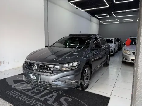 Volkswagen JETTA 1.4 250 TSI R-line 4 portas